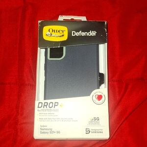 Otter Box Defender case S21+